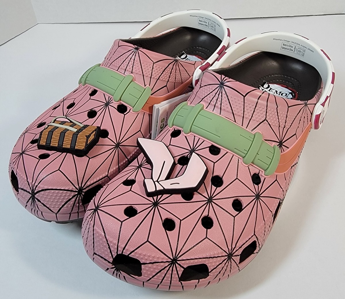 Nezuko Crocs Classic Clogs Crocs Demon Slayer Nezuko Classic Clogs Pink Men main image 2