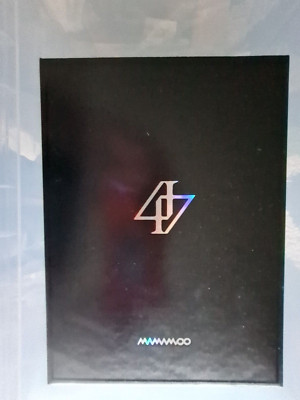 Mamamoo Reality in Black Album - no photocards
