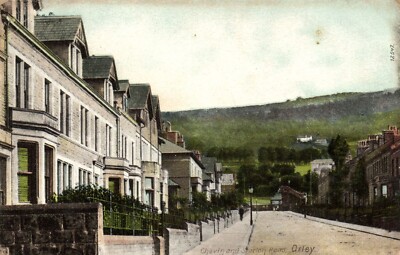 PC CHEVIN AND STATION ROAD OTLEY YORKSHIRE ENGLAND VINTAGE POSTKARTE (u8884)