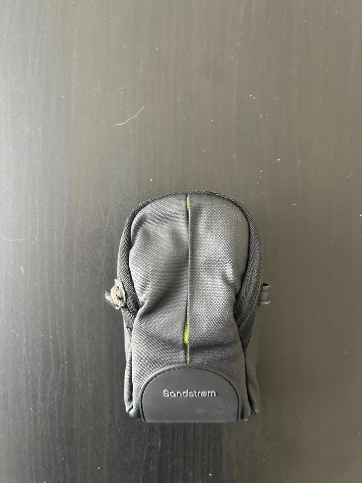 Sandstrom Compact Camera Case. With Carry Strap & Raincover. Black. - Image 3 of 4