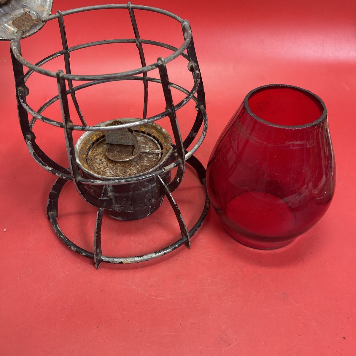 Dietz No. 39 New York Steel Clad Railroad Lantern w/ Red New Dietz No. 39 New York Steel Clad Railroad Lantern w/ Red New