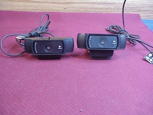 2- Logitech Webcam Carl Zeiss Tessar Lens 1080P Full HD Cameras UNTESTED