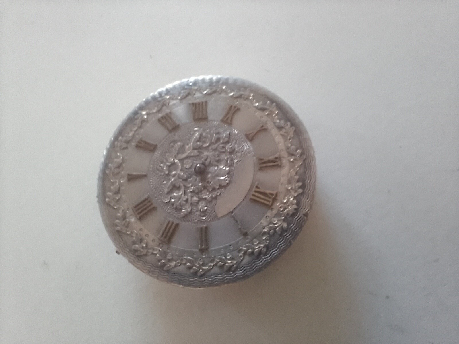 Picture 2 of 9