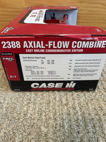 ERTL Case IH 2388 Axial-Flow Combine East Moline 1927-2004 Commemorative 1/32 - Picture 6 of 8