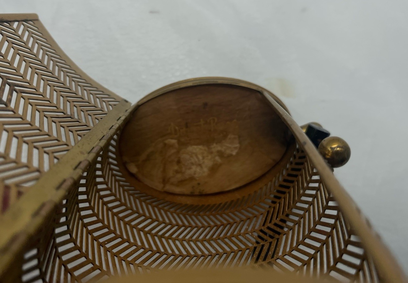 Picture 6 of 9