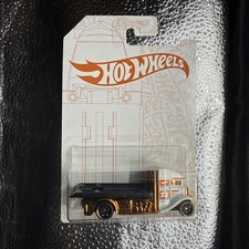 2020 Hot Wheels 52 Anniversary Pearl & Chrome 3/6 FAST-BED HAULER White wBlkST8s