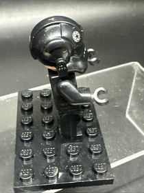 LEGO Imperial TIE Fighter Pilot Minifigure Star Wars Rebels 75106 75128 Cracked