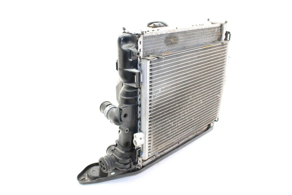 Driver Left Side Radiator and Condenser Fits 06-12 PORSCHE CAYMAN - Image 3 of 4