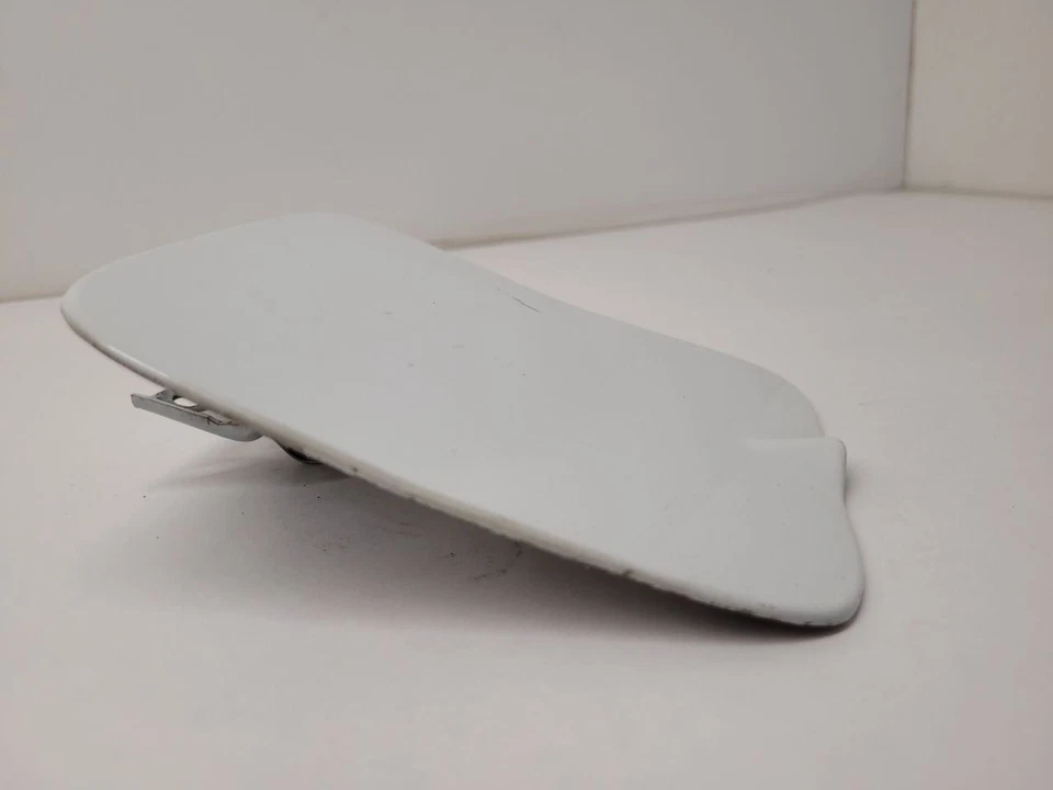 1993-2005 FORD RANGER Fuel Filler Door White 93-05 F37Z99405A26A - Imagem 2 de 4