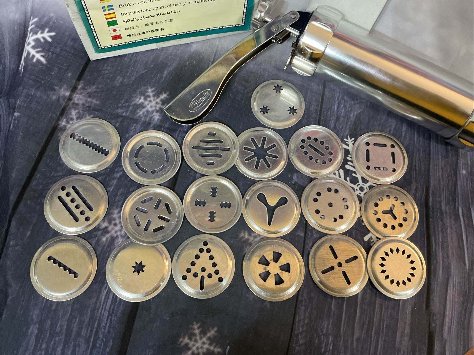 New Shule Biscuits Stainless Steel Spritz Cookie Press Dough Pastry & Discs