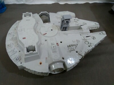 HASBRO - Figurines 3 3/4 et Faucon Millenium pour SOLO - A Star Wars