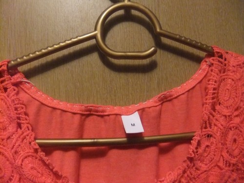 Pretty Pink Ladies Top lace front Gathered Hem unbranded medium size - Picture 8 of 8