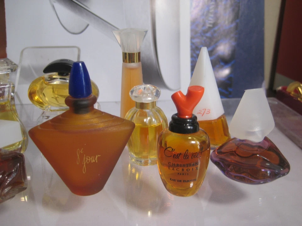 🎁lote Vintage mini Christian Lacroix C'est La vie Yves Rocher 8e Jour Caesars Foto 4 de 4