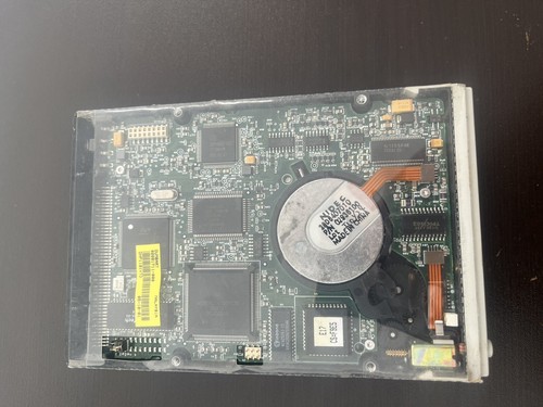 2GB iomega SCSI JAZ internal drive Used V2000Si White