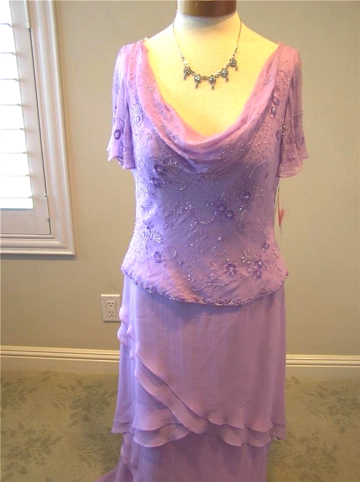 NUEVO CON ETIQUETAS Vestido LaBelle SILK MOB Madres Bordado en Niveles Capucha Cuello Morado 10 Foto 2 de 4