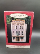 1993 Hallmark Keepsake TANNENBAUM'S DEPT. STORE, Nostalgic Houses and Shops 