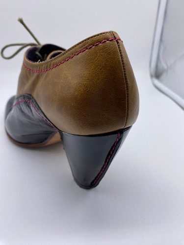 True Religion Mixed Leather 8M Lace-Up Ankle Boots Chocolate/Camel Cone Heel - Picture 4 of 19