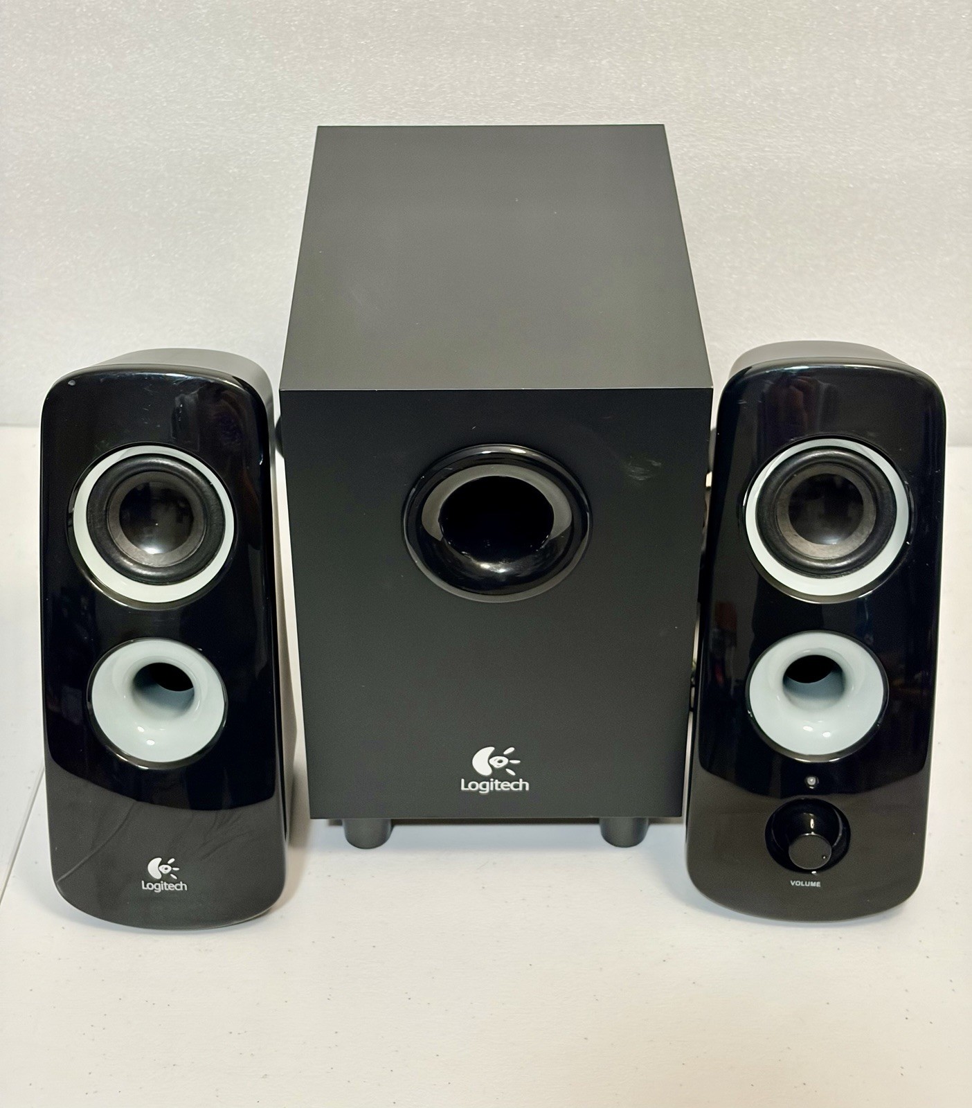 Logitech Z323 Speaker Set with Subwoofer - TESTED