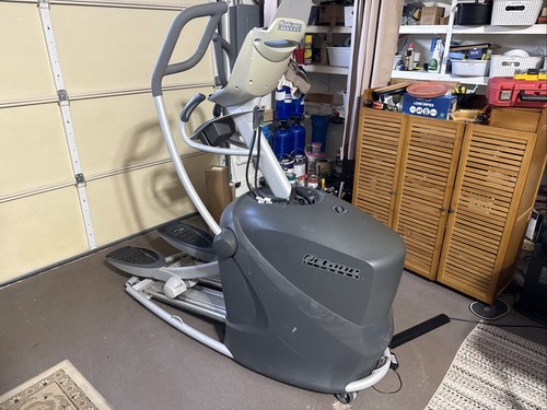 Octane Fitness Q37 Elliptical Cross Trainer