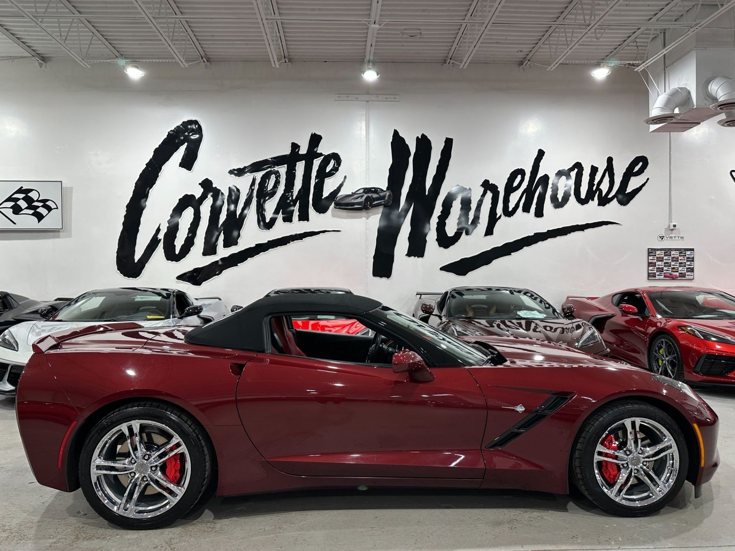 2016 [G1E] Long Beach Red Metallic Tintcoat Chevrolet Corvette   | C7 Corvette Photo 10