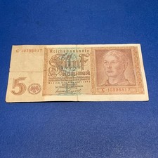 WWII GERMAN. FIVE REICHMARK NOTE. SERIAL No. C. 10396517. CIRCULATED CONDITION.