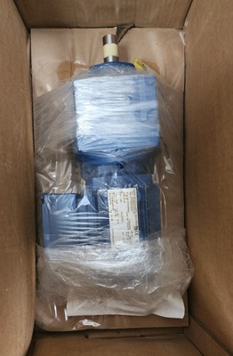 SEW EURODRIVE R37DRS71S4/DH GEAR MOTOR (RATIO 48:08) 300-1800 RPM *NDA AVAILABLE