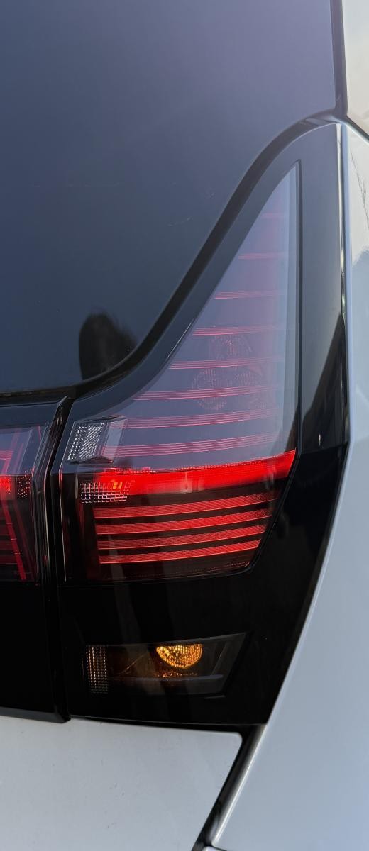 JDM Nissan Sakura B6AW Tail Light Lamp Right R 26550-7PA0A Genuine