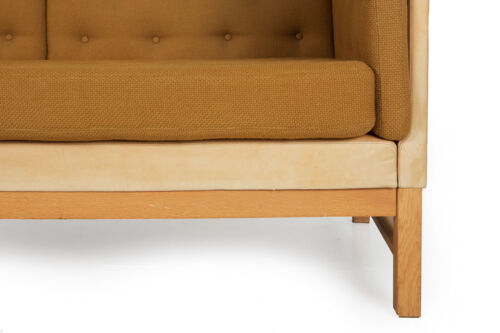 Danish Modern Oak, Tweed and Leather EJ315 Sofa by Erik Jørgensen - Picture 9 of 23