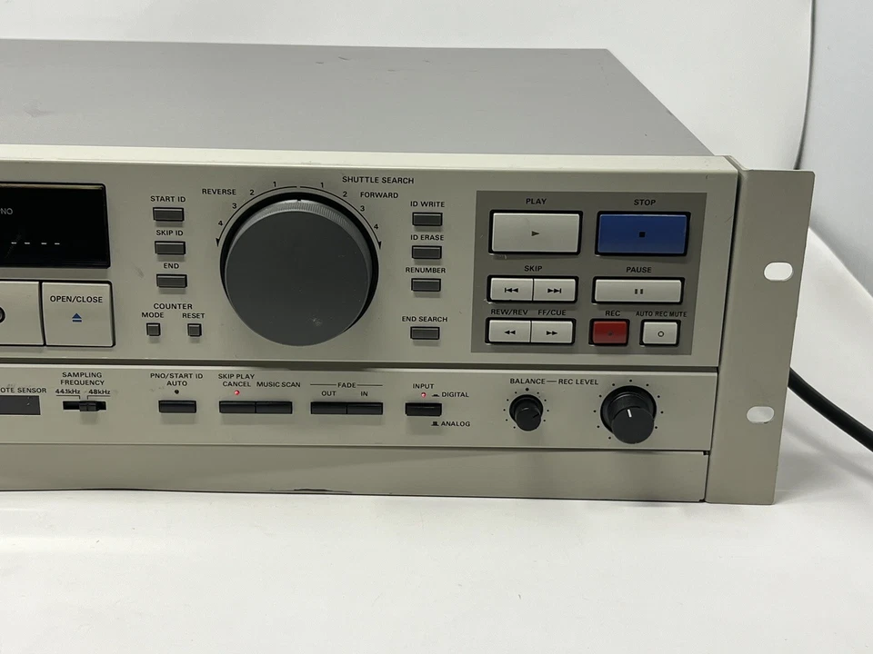 Panasonic SV-3700 ~ Digital Audio Tape Player/Recorder Deck ~ Power On/UNTESTED - Image 3 of 4
