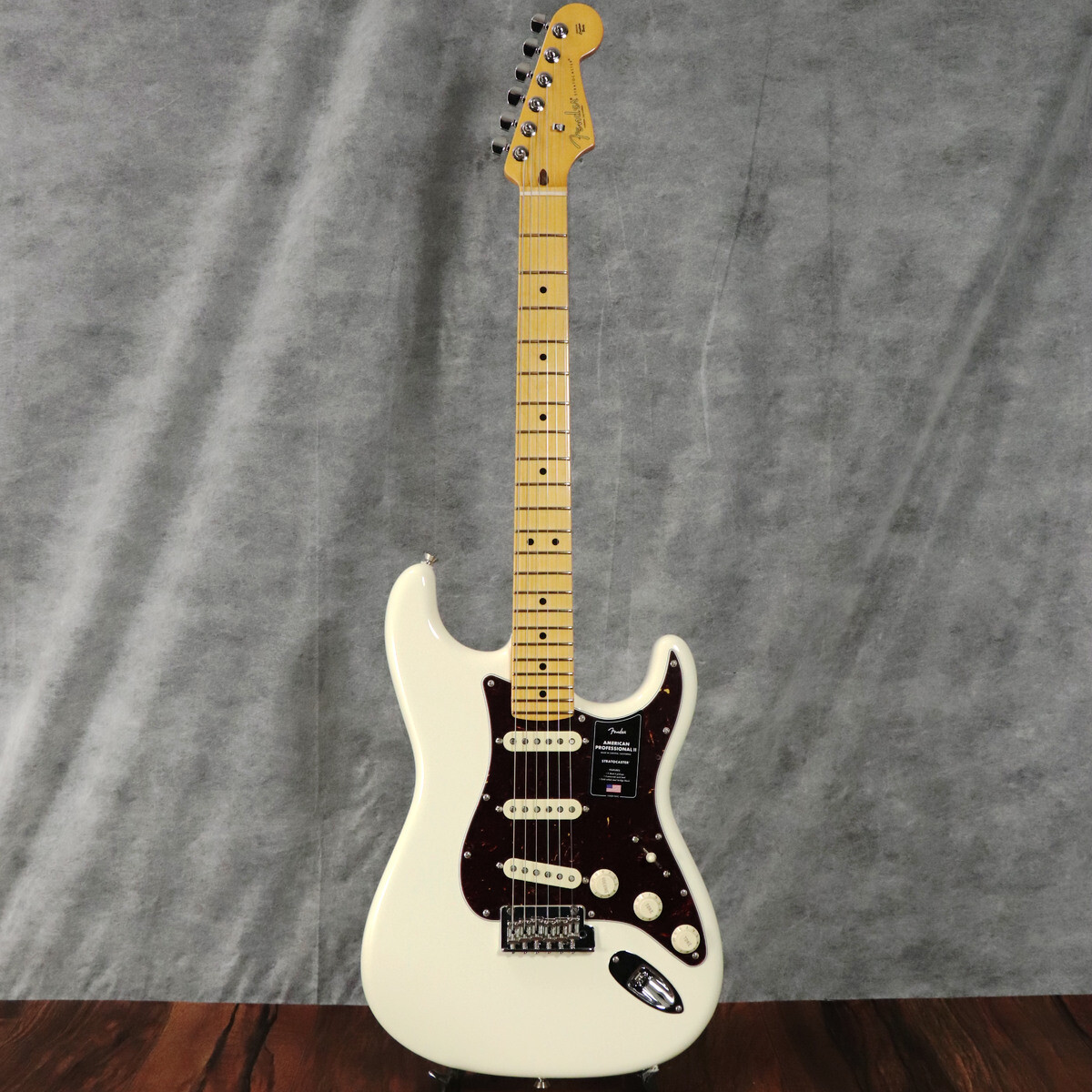 Fender American Professional II Stratocaster Maple Olympic Fender American Professional II Stratocaster Maple Olympic