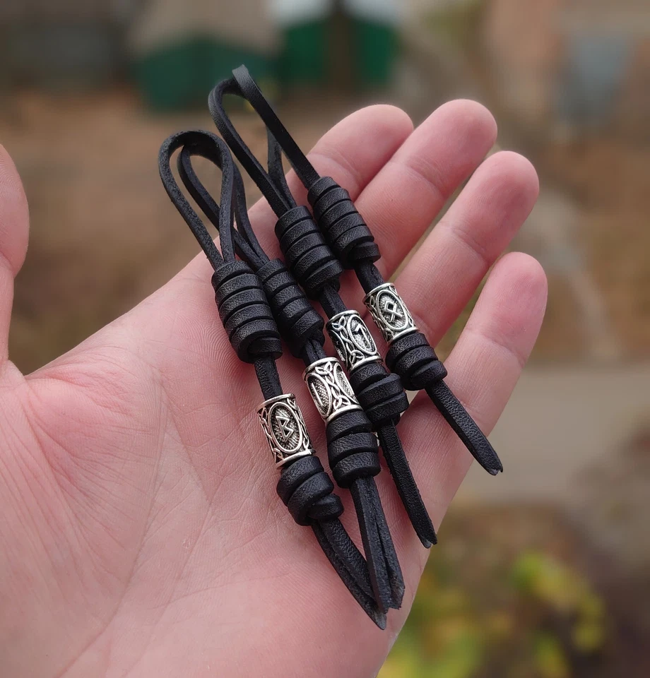 Cordón de cuero / llavero de cuero negro. Foto 3 de 4