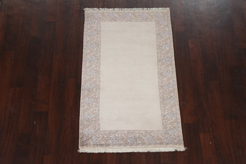 Soft Plush Ivory Modern Nepalese Bordered Indian 3'x5' Rug Handmade Wool Carpet - Picture 2 of 12