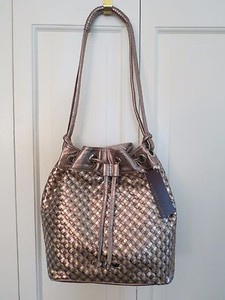 elliott lucca bucket bag