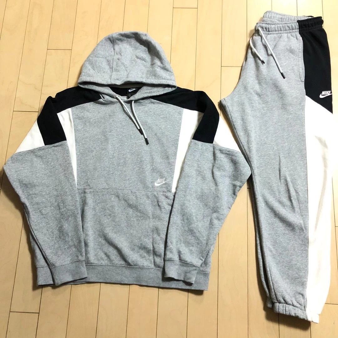 Nike top and bottom clearance set