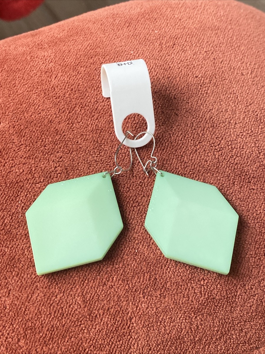 Boucles d'oreilles forme créole en laine