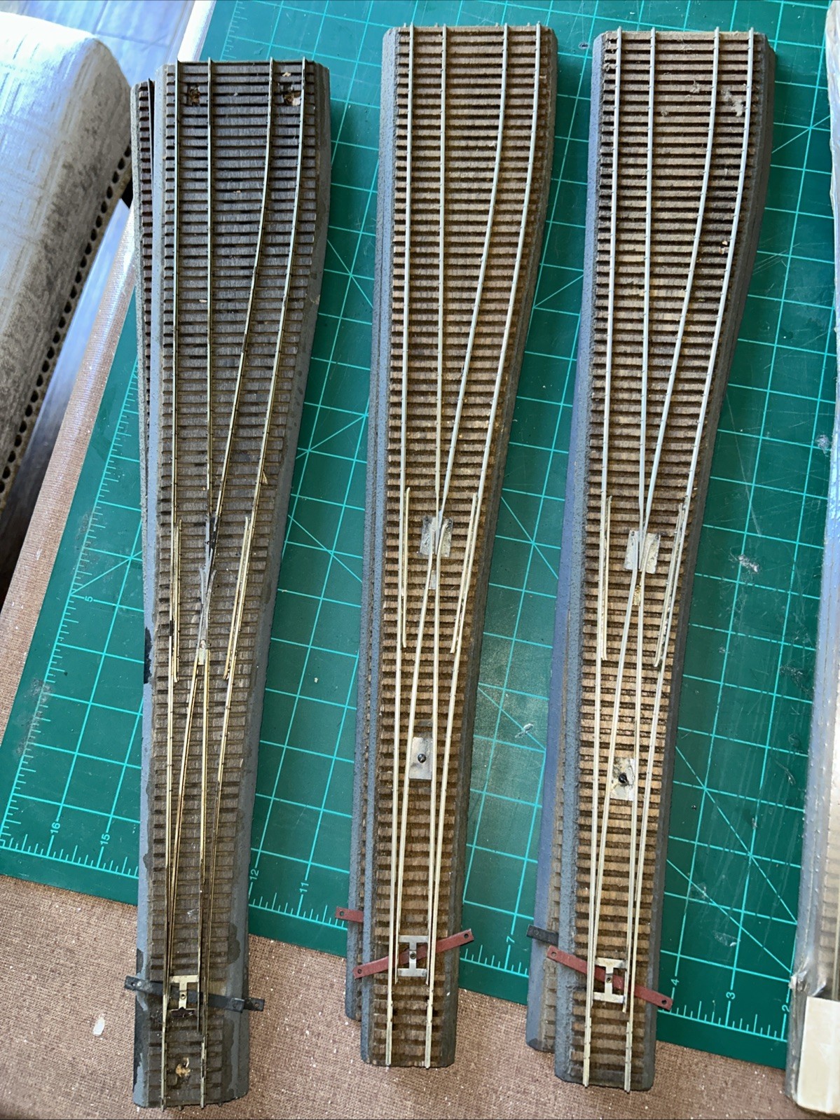 Scale Switch HO Scale Tru Scale Switches on Wood Roadbed #8 RH #1155 | eBay