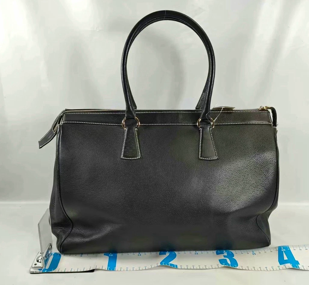 25+ Salvatore Ferragamo Zip Clutch Bags & Handbags for Women for