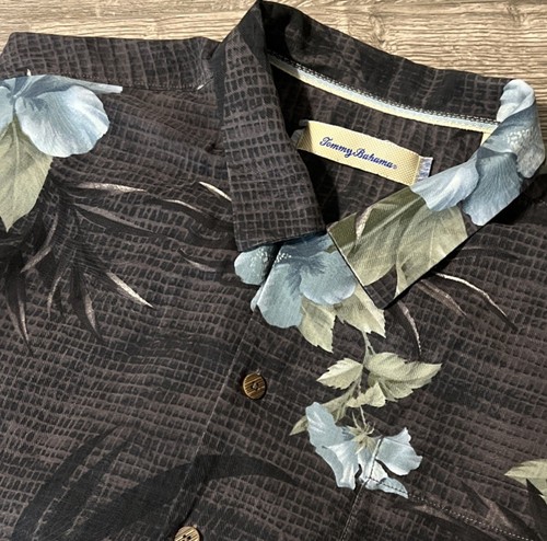 Tommy Bahama Men’s 100% Silk Hawaiian Blue Floral Short Sleeve XL Gray Shirt