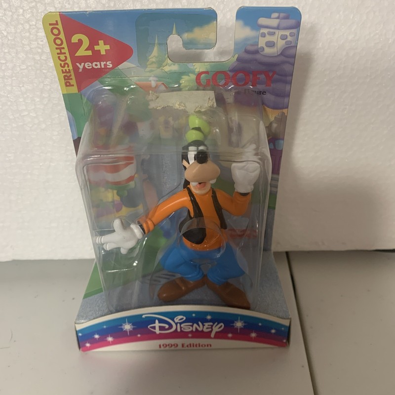 Disney Goofy Collectible Figure 1999 Edition Fisher Price NEW 4”