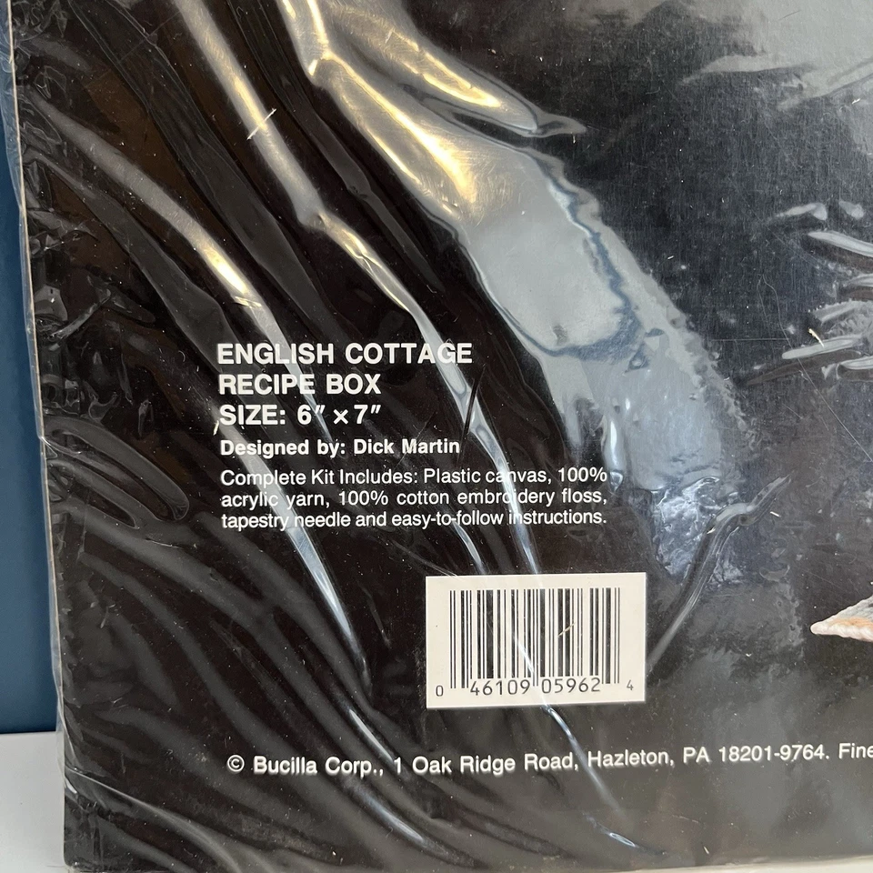 VTG Bucilla Craft Kit English Cottage RECIPE BOX Kitchen Plastic Canvas 6"x7" - Image 2 of 4