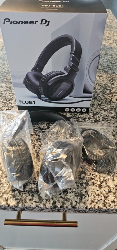 Pioneer DJ HDJ-CUE1 On-Ear DJ Wired Headphone, Black