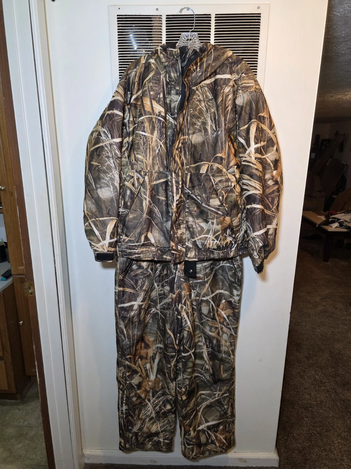 Field & Stream Insulated Camo Jacket Mens Large & Bibed Coveralls Size Men's XL