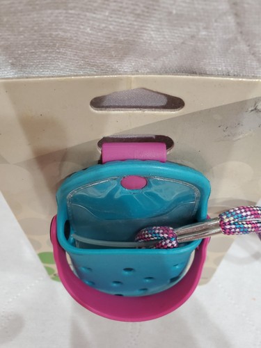 NOS Crocs O-Dial Croc Cell Phone Case Holder With Strap - Verizon Wireless - 第 4/7 張圖片