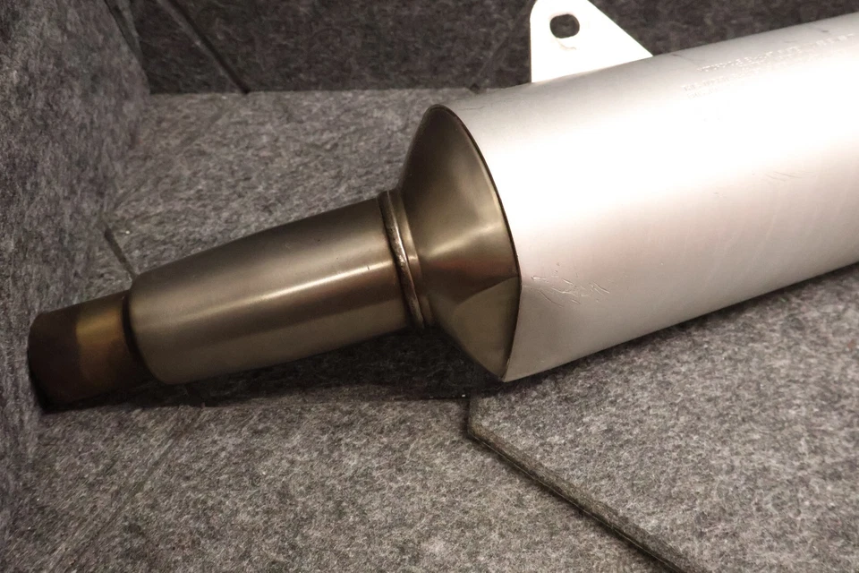 DUCATI MONSTER 900 LEFT HAND EXHAUST SILENCER  M900 EXHAUST 57410502A ZDM B21 - Image 3 of 4