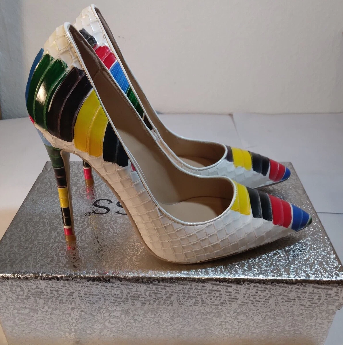 White pumps hotsell size 7