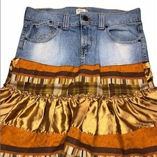 Levi  s vintage size 7 denim skirt