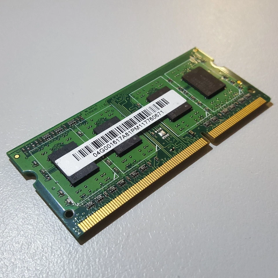 ASint 1GB PC3 DDR3 RAM  PC3-10600 1333Mhz Unbuffered SODIMM SSY3128MB-EDJEF - Image 2 of 3
