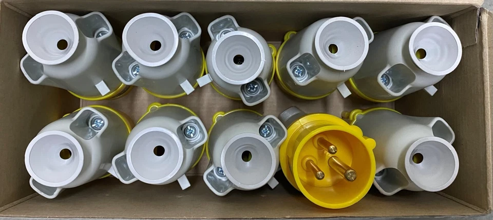 GEWISS GW60001 Straight Industrial Plug, IP44, 2P + E, 16A, 100-130V - Image 3 of 4