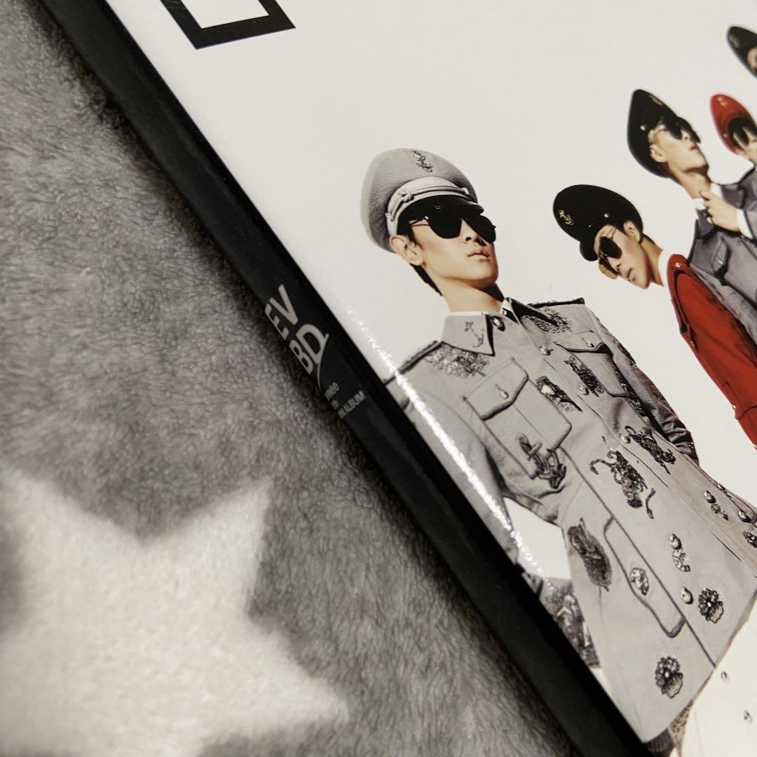SHINee Everybody 5th Mini Album Korean CD 5 Photo Cards Onew
