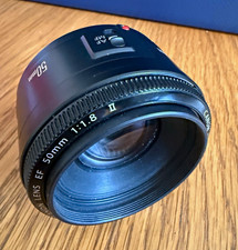 Canon EF 50mm f/1.8 II Standard Prime Lens, Auto/Manual Focus w/ Caps - NO BOX